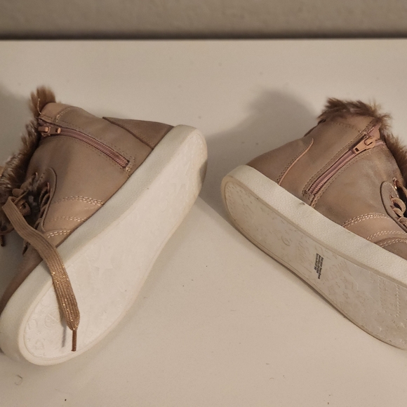 Justice brand size 4 - Picture 2 of 6